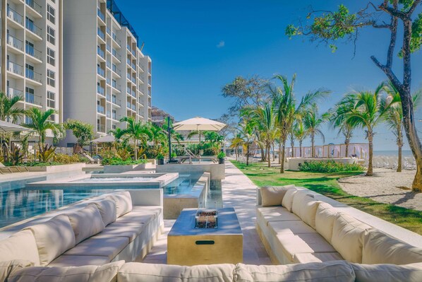 Unclassified image, 1 of 55, button - Radisson Riviera Panama (Las Huacas)