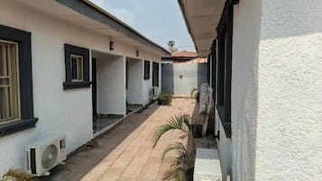 Halaman properti