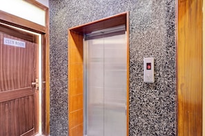 Ảnh chưa phân loại, 4 trong số 41 ảnh, nút