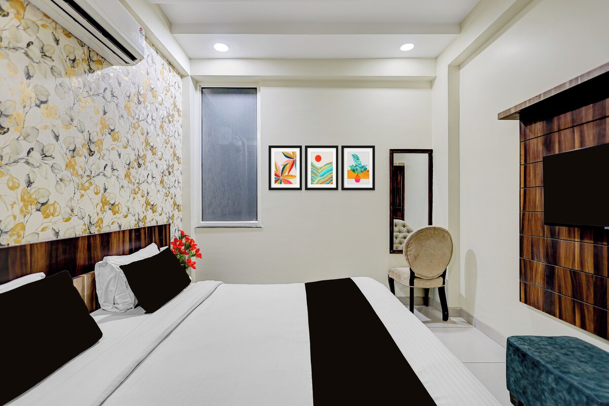 Club Room | Free WiFi