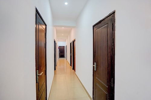 Hotel O Gomti Nagar Station
