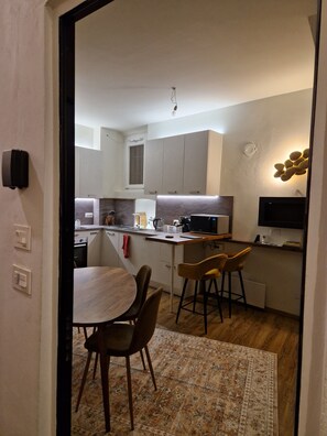 Unclassified image, 4 of 8, button - Vrbo Property (Parma)