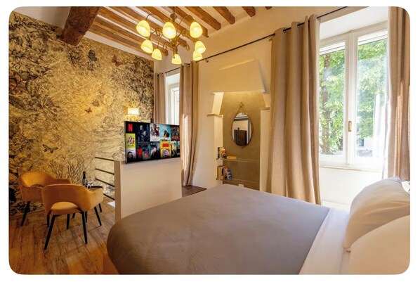Unclassified image, 1 of 8, button - Vrbo Property (Parma)