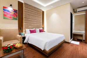 Unclassified image, 5 of 45, button - Stayzo Scheme 114 Vijay Nagar (Indore)