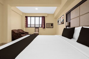 Unclassified image, 4 of 31, button - Townhouse Oak by OYO Rambagh Amritsar (Amritsar)