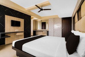 Unclassified image, 2 of 31, button - Townhouse Oak by OYO Rambagh Amritsar (Amritsar)