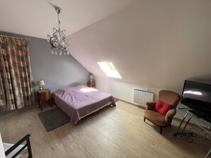 Luokittelematon kuva, 5 kautta 8, painike