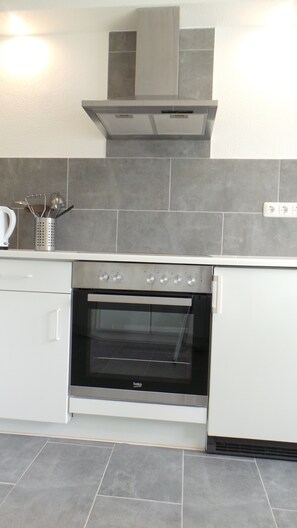 Unclassified image, 4 of 20, button - Holiday Home "Teichrose" with Shared Garden, Balcony and Wi-Fi (Grube)