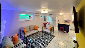 Unclassified image, 2 of 19, button - Private 1BR - King Bed Madeira Beach Days (Seminole)