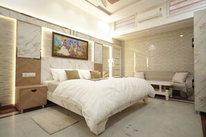 Ảnh chưa phân loại, 5 trong số 43 ảnh, nút