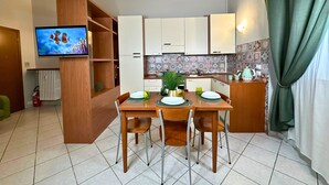 Unclassified image, 4 of 29, button - Vrbo Property (Tortona)