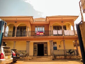 Unclassified image, 2 of 7, button - Race Hotel Mbale (Mbale)