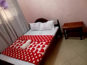 Ảnh chưa phân loại, 2 trong số 7 ảnh, nút
