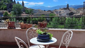 Unclassified image, 3 of 15, button - Vrbo Property (Popoli terme)