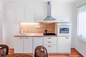 Unclassified image, 4 of 20, button - Apartment Pr' Štajercu with Free Parking (Bovec)