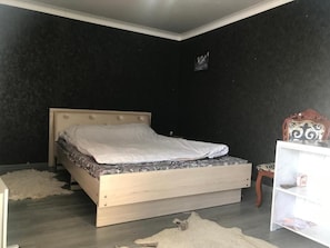 Unclassified image, 4 of 62, button - AlaArcha cottage (Karakol)