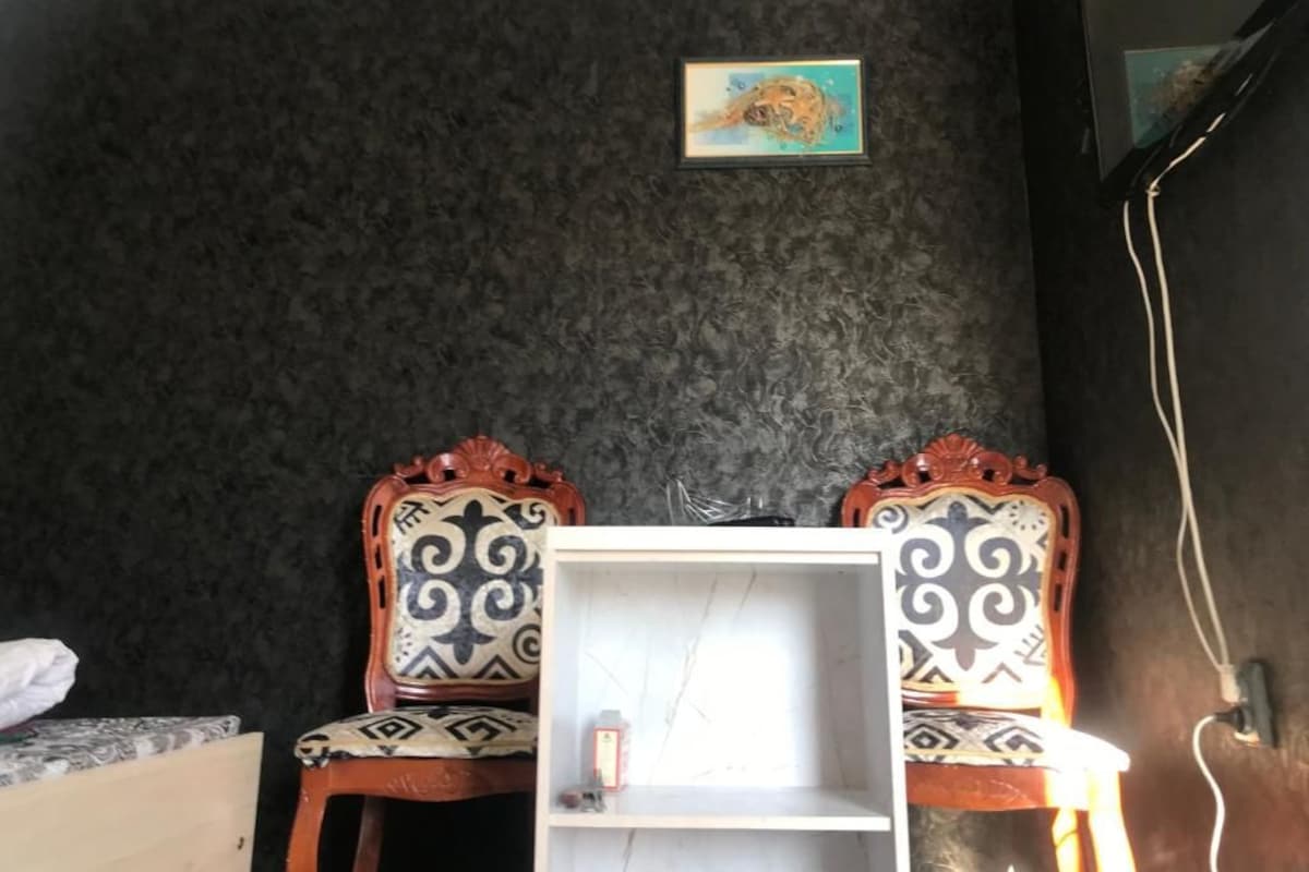 Deluxe huisje, uitzicht op tuin | Interieur