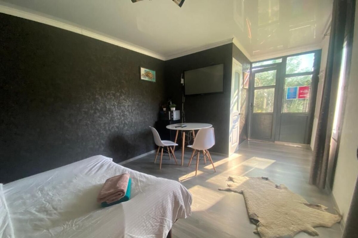 Deluxe-Ferienhütte, Gartenblick | Bügeleisen/Bügelbrett, kostenloses WLAN