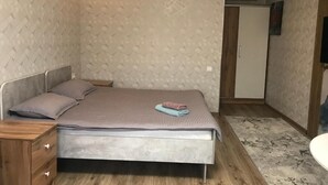Unclassified image, 4 of 62, button - AlaArcha cottage (Karakol)