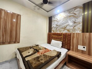 Ảnh chưa phân loại, 5 trong số 55 ảnh, nút
