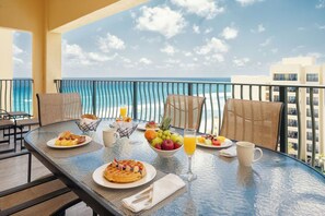 Unclassified image, 4 of 11, button - Royal Sands 2 Bedroom, 2 Bath, Oceanview and Oceanfront Units (Cancún)