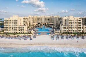 Unclassified image, 5 of 11, button - Royal Sands 2 Bedroom, 2 Bath, Oceanview and Oceanfront Units (Cancún)