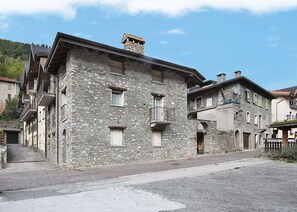Unclassified image, 2 of 15, button - Cima del Ricordo - AffittiPontediLegno (Pontagna)