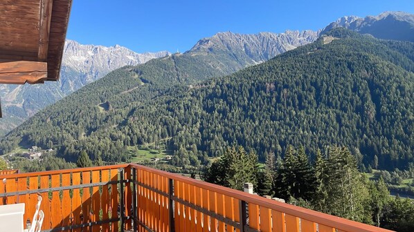 Unclassified image, 1 of 32, button - Mansarda Bel Panorama - AffittiPontediLegno (Pontagna)