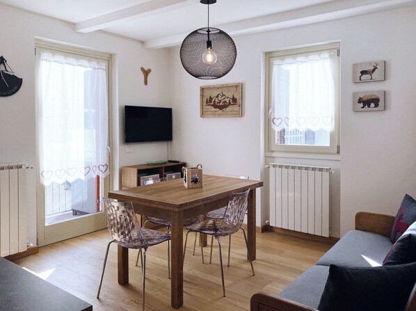 Unclassified image, 1 of 21, button - Home A&G - AffittiPontediLegno (Ponte di legno)