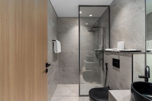 Ảnh chưa phân loại, 3 trong số 37 ảnh, nút