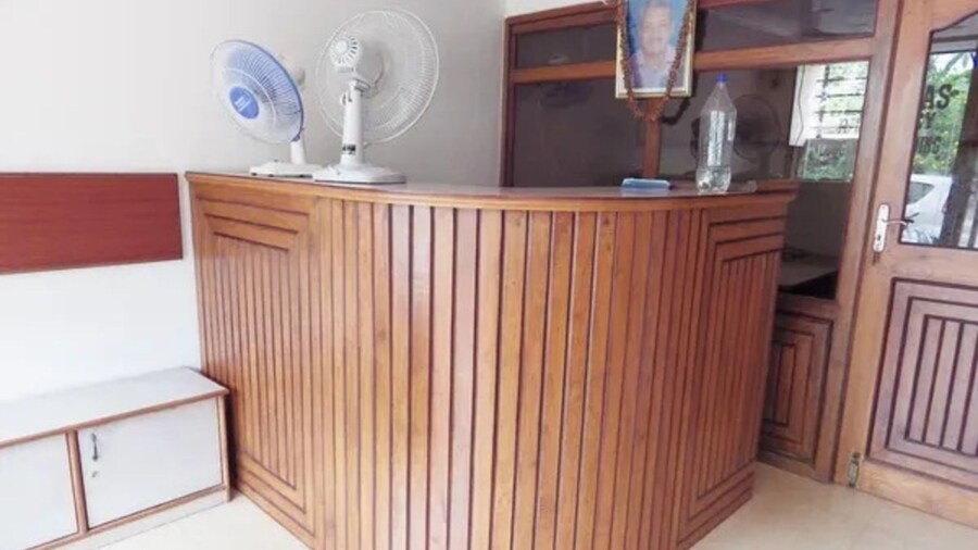 Fabhotel Shrinivas Residency