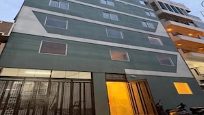 Unclassified image, 2 of 28, button - Fabhotel Hk Comfort Inn (Bangalore)