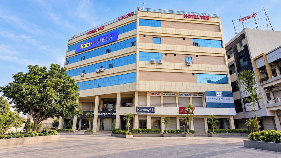 Fabhotel The Grand Shivalik