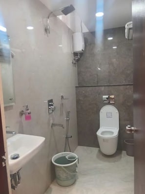 Phòng tắm