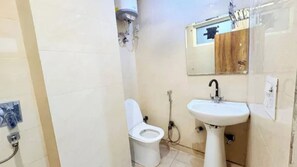 Unclassified image, 5 of 22, button - Fabhotel Ocean Karkardooma (New Delhi)