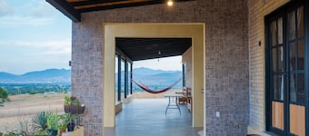 "La Raya del Sol" Cabin (1 bedroom)
