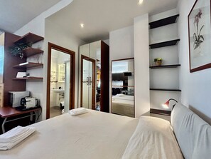 صورة غير مصنفة، 3 من 31، زرّ