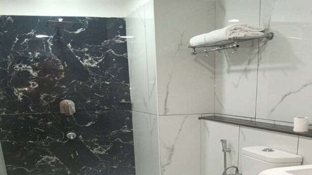 Unclassified image, 1 of 5, button - Hotel Chennai Deluxe (Chennai)