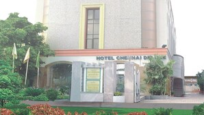 Unclassified image, 4 of 5, button - Hotel Chennai Deluxe (Chennai)