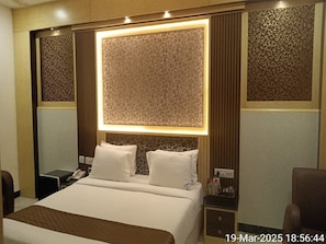 Ảnh chưa phân loại, 2 trong số 5 ảnh, nút