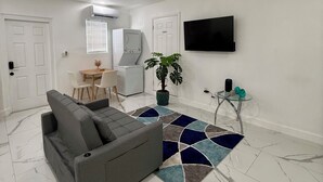 Living area - Orlando Comfort (Orlando)
