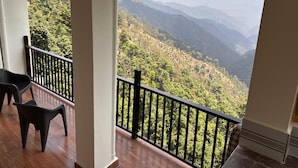 Unclassified image, 3 of 10, button - Forest Breeze Homestay (Dhanaulti)