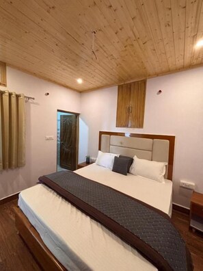Unclassified image, 3 of 10, button - Forest Breeze Homestay (Tehri)