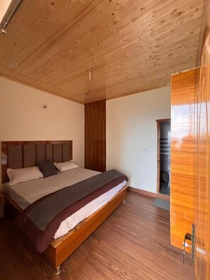 Unclassified image, 5 of 10, button - Forest Breeze Homestay (Dhanaulti)