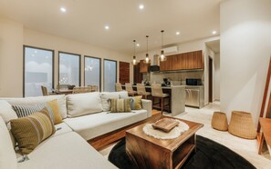Unclassified image, 5 of 27, button - Serene 3BR in La Veleta – Rooftop jungle pool (La Veleta)