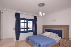 daytime, room, indoor, bed, private space, unit views
