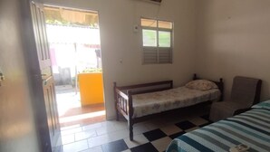 Unclassified image, 5 of 7, button - Hotel da Ray (Curuá)