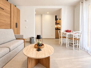 Unclassified image, 5 of 18, button - Vrbo Property (Aix-les-Bains)
