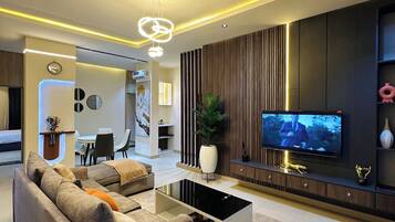 Deluxe Apartment, Balcony, City View