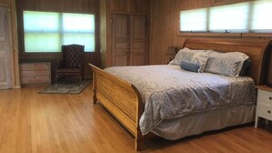 Unclassified image, 3 of 6, button - Spacious 4-bedroom house in Water Mill with AC, incredible views and sunsets. (Water Mill)
